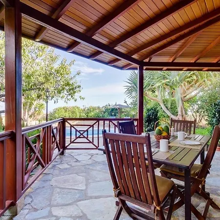 Mimosa Villa *