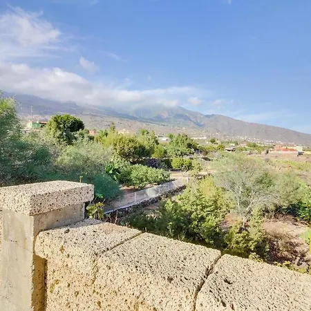 Mimosa Villa *