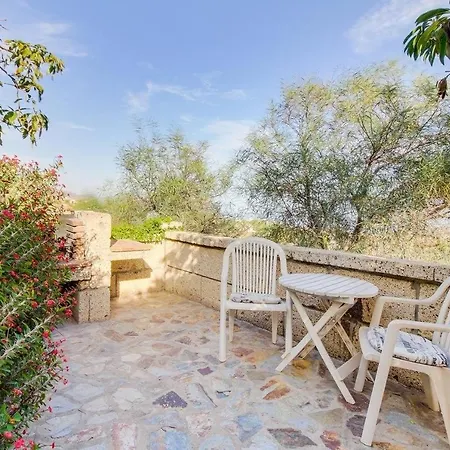 Mimosa Villa